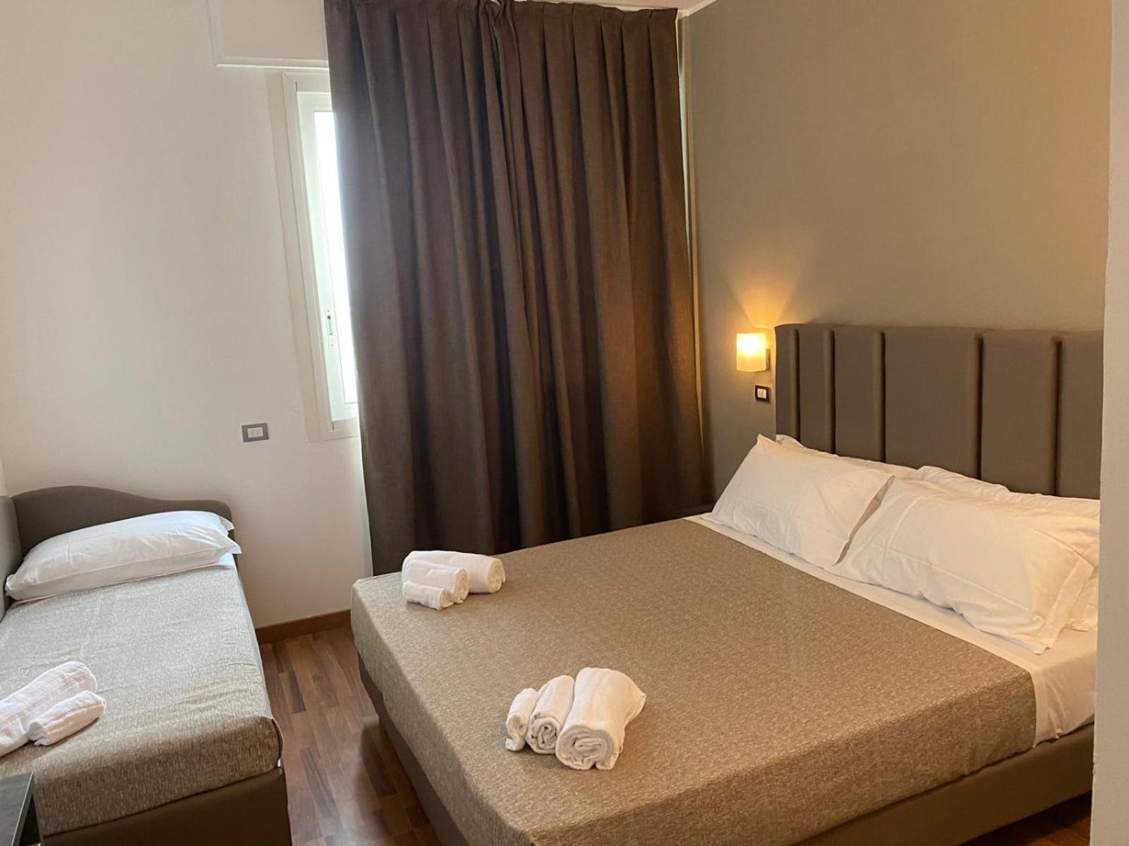 Hotel Golden ริมินี ภายนอก รูปภาพ