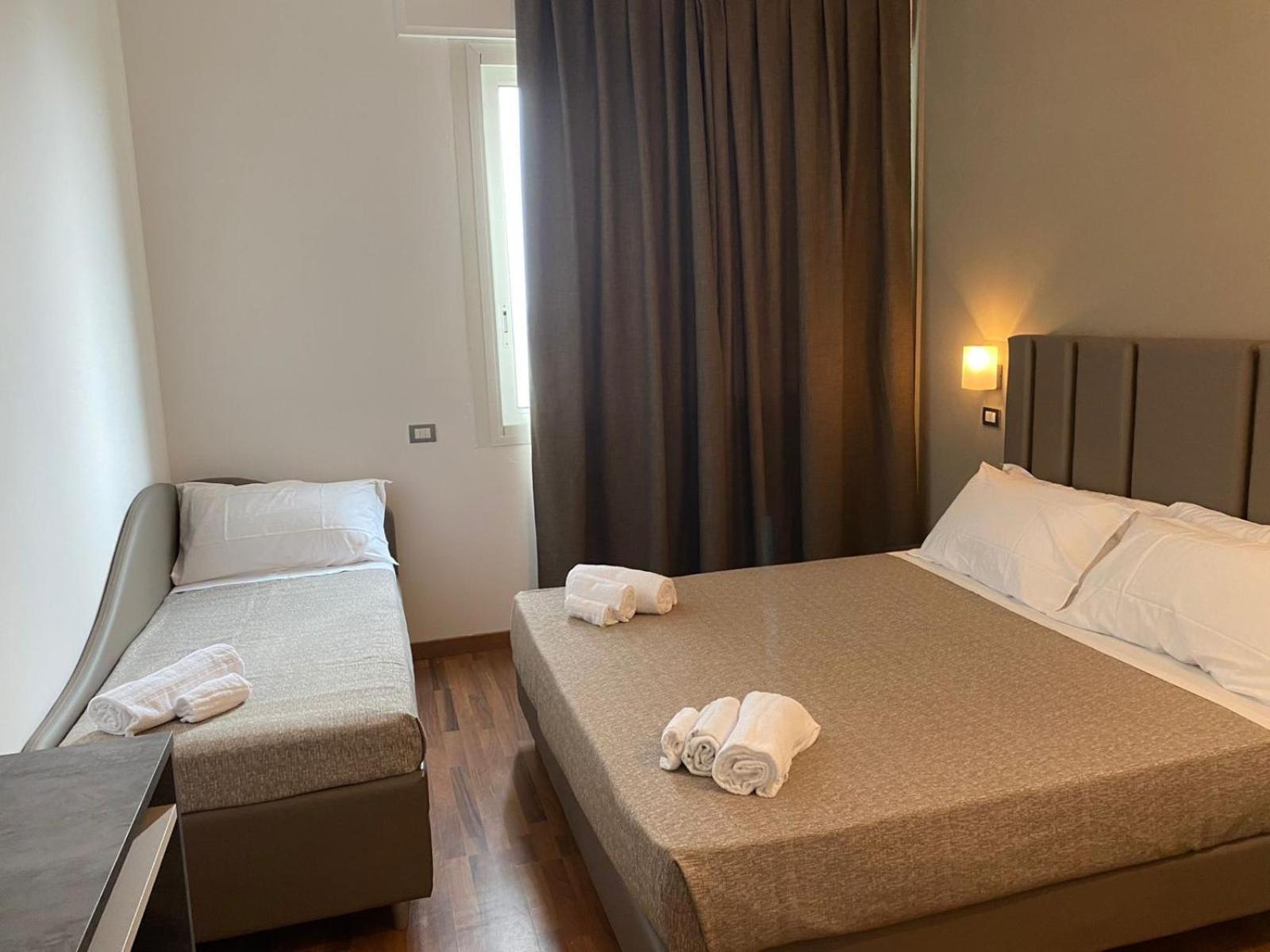 Hotel Golden ริมินี ภายนอก รูปภาพ